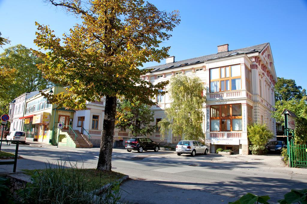 Appartementhaus Witzmann Bad Voeslau Exterior photo